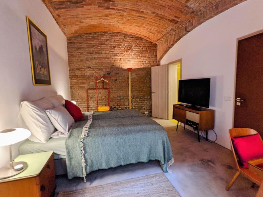Romantic And Atypical Apartments In Prague'S Montmartre Exterior foto