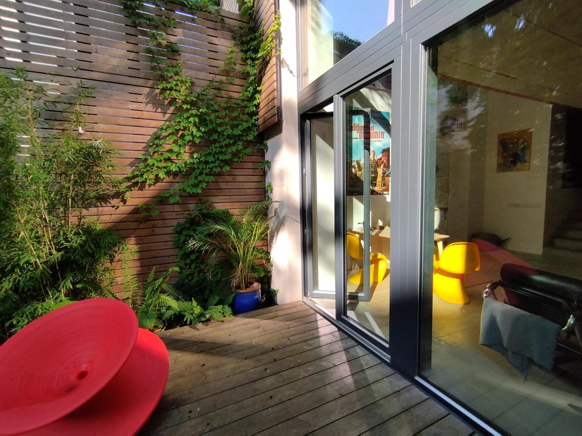 Romantic And Atypical Apartments In Prague'S Montmartre Exterior foto